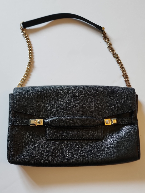 henri bendel Handbags - henri bendel Black Pebbled Leather Shoulder Bag with Gold Chain Strap.